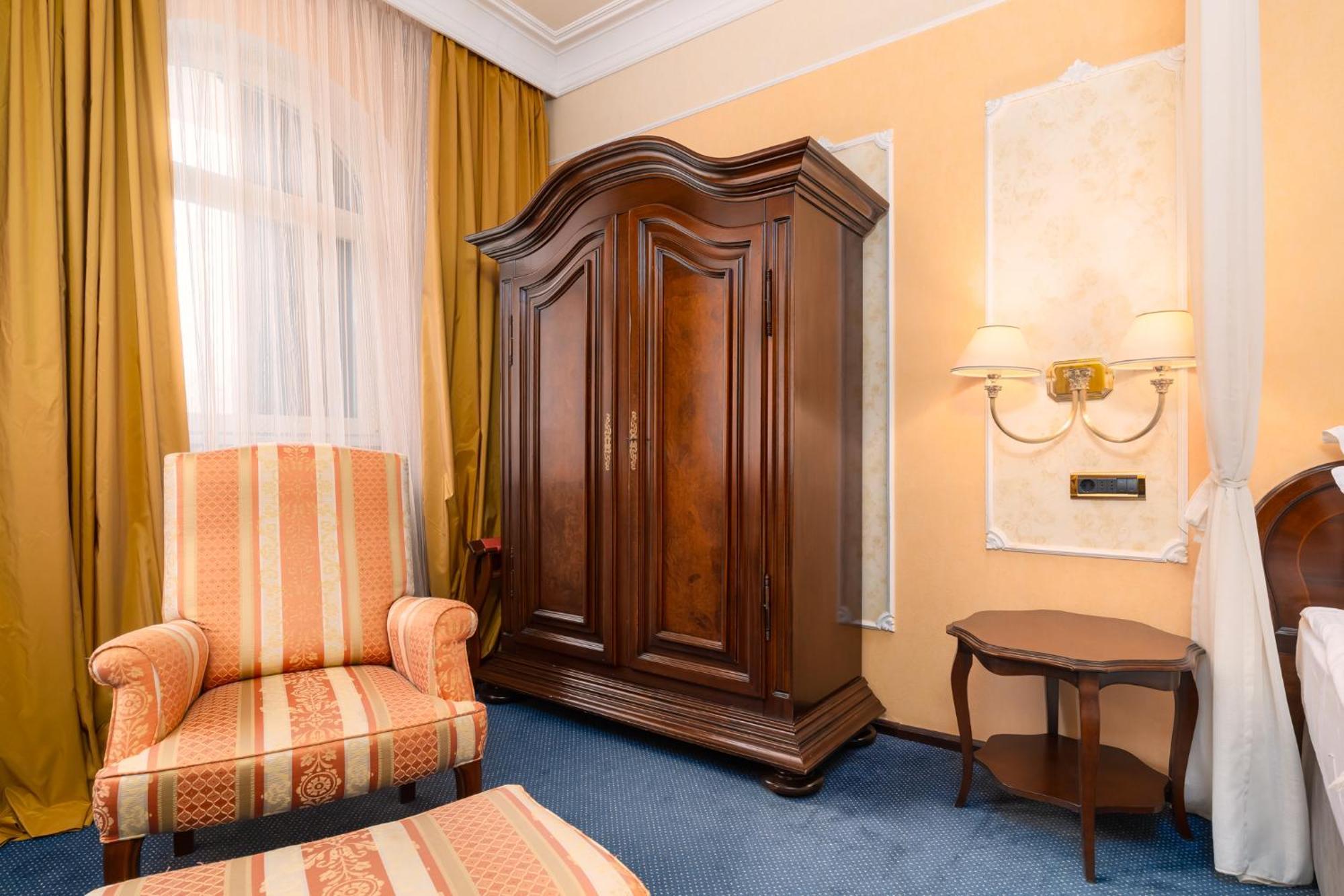 Festa Winter Palace Hotel Boroveț Exterior foto